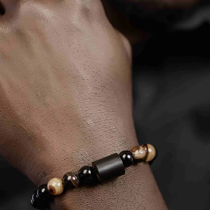 BRACELET - Color: Black